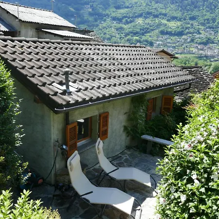 Holiday Rustico Casa Laura *